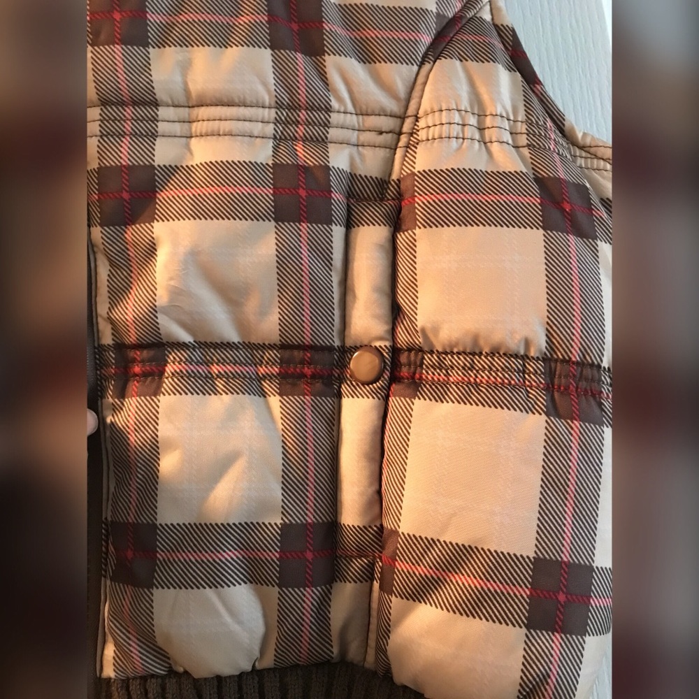 Brown vest - Picture 3 of 4